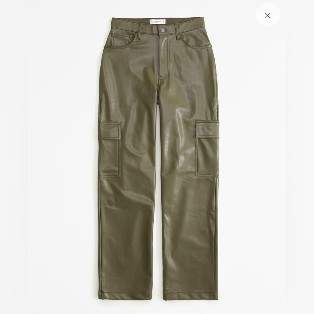 A&F Curve Love Vegan Leather Cargo 90s Relaxed Pant (Size 27/4 R) WORN ONCE